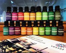Load image into Gallery viewer, Organic Greek Peppermint Essential Oil 15ml PREORDER