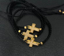 Load image into Gallery viewer, Shimmer Macrame Cross