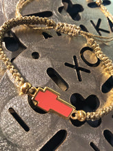 Load image into Gallery viewer, Macrame Cross Bracelet